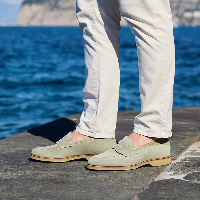 AW21 Details Islay – Crockett & Jones US